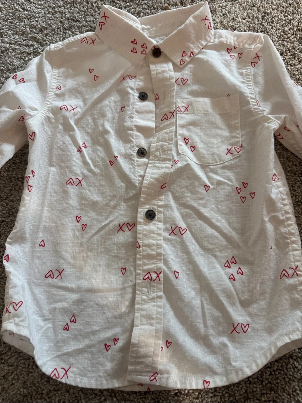 Cat & Jack White Button-Down Shirt with Red Heart & XOXO Print